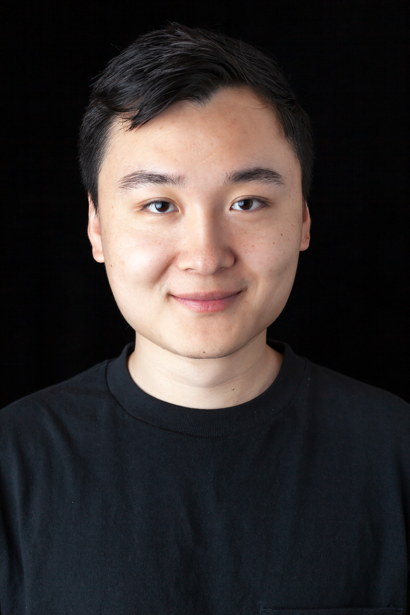 Headshot of Wei Guo